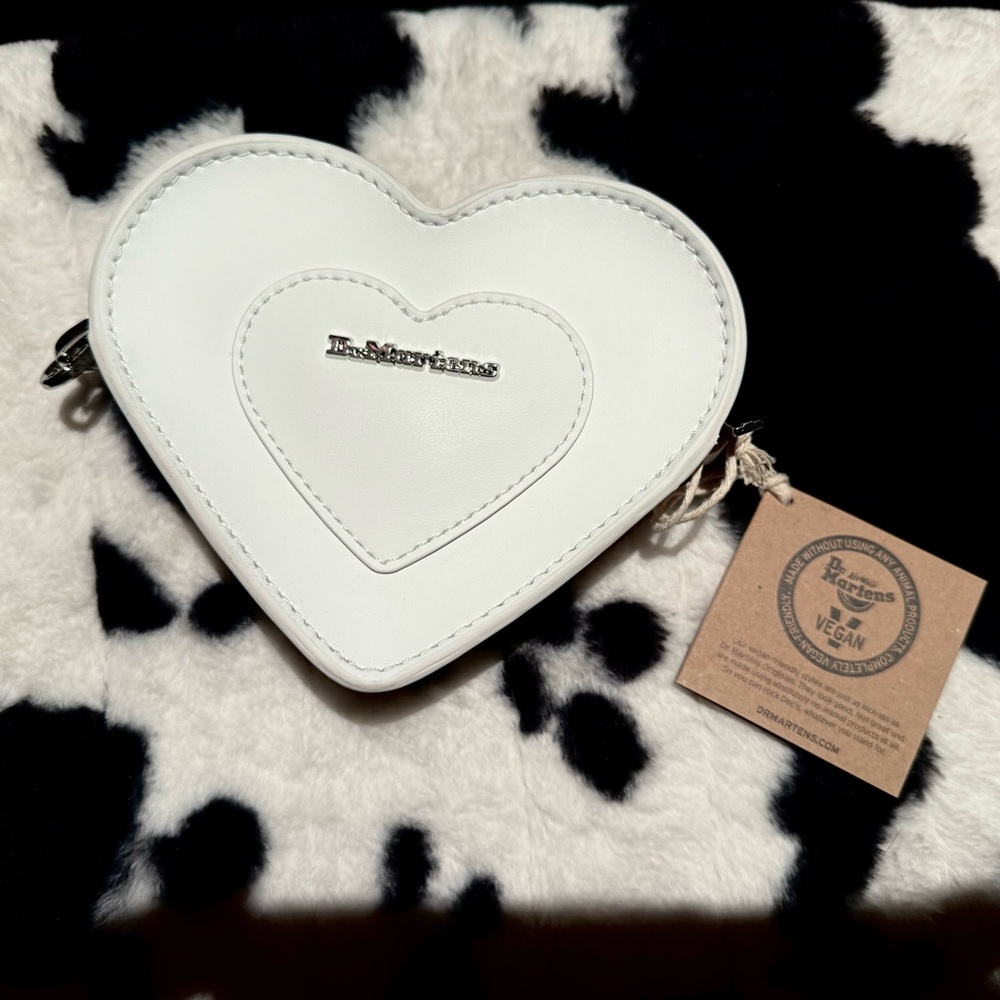 VEGAN Dr. Martens 🤍 MINI HEART BAG🤍